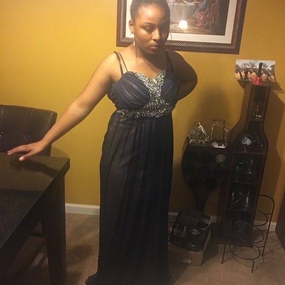 Size 1 midnight blue  formal dress - Picture 3 of 4